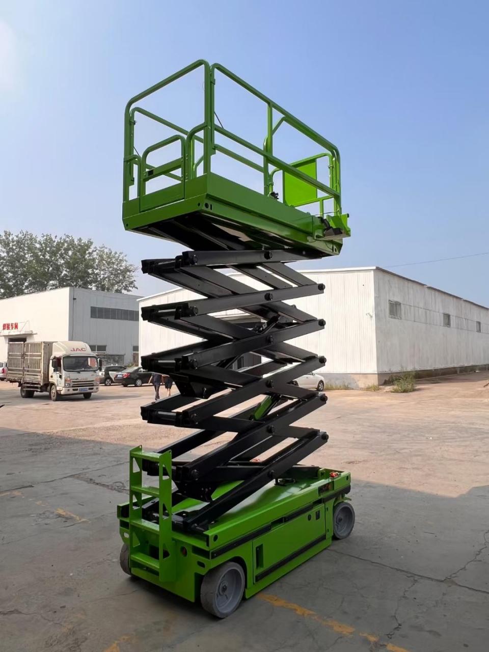 支持定做各种尺寸 高空作业车 液压升降平台 全国发货欢迎合作 液压