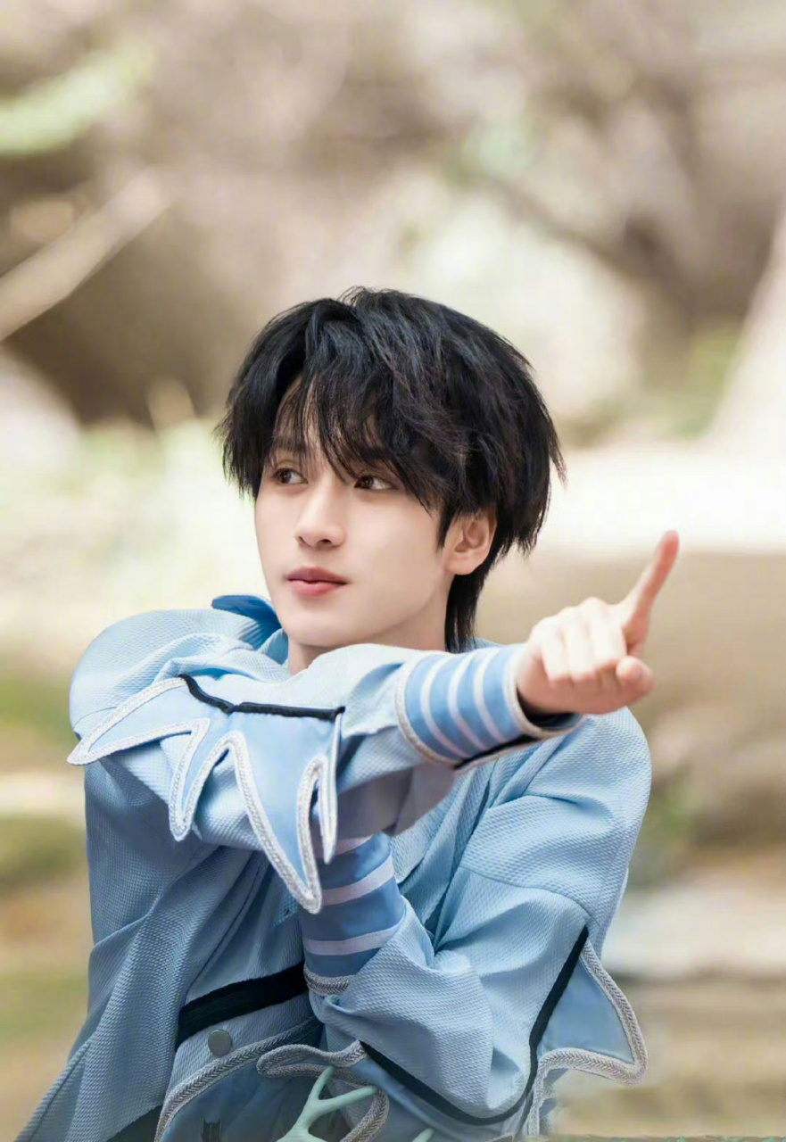 咪咕星鲜事##严浩翔狼尾头#  狼尾头的时代少年团-严浩翔 有点褂谮