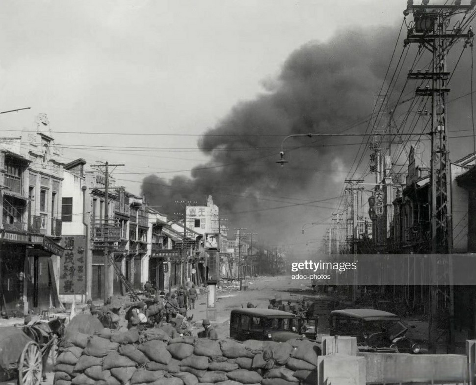 【老照片】上世纪30年代末,战火下的南京城,生灵涂炭,一片悲凉!