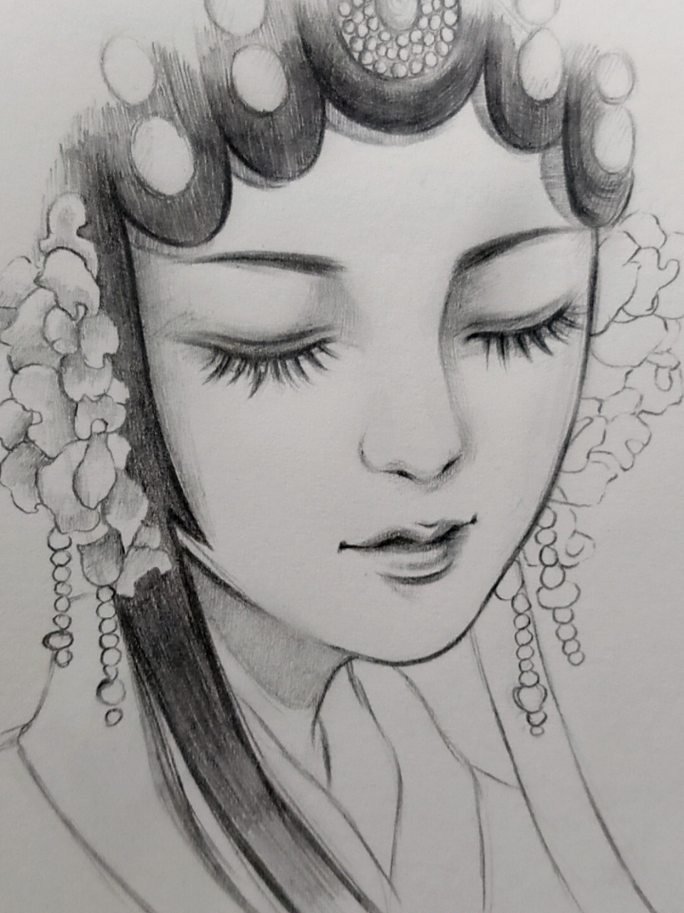🍂戏子/铅笔手绘步骤 #临摹hutachan #铅笔 你艳抹浓妆,粉墨登场.
