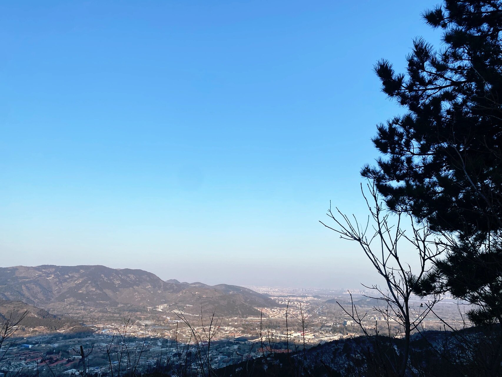 北京周边| 冬季错峰游香山 雪景美 夜路黑 年前的周末,1月29号去了趟