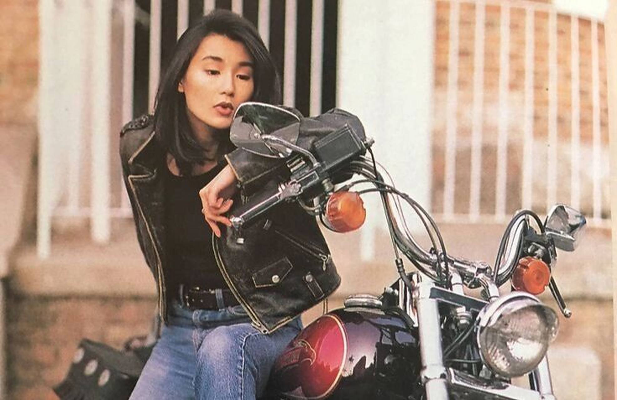 机车女孩张曼玉maggie cheung 八九十年代的张曼玉真的是有型.