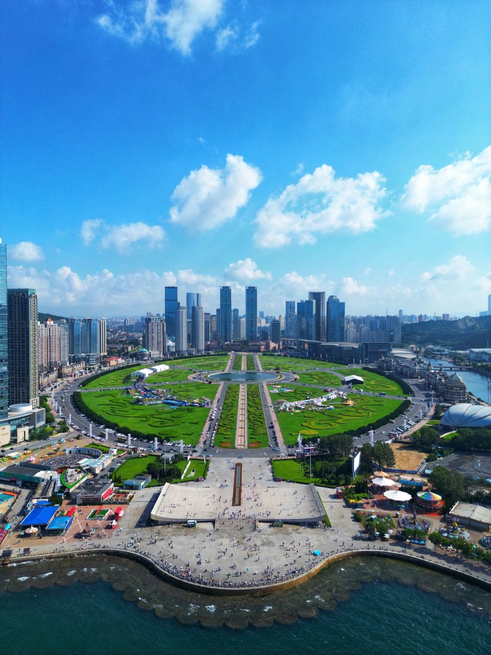 航拍大连星海广场,亚洲最大广场