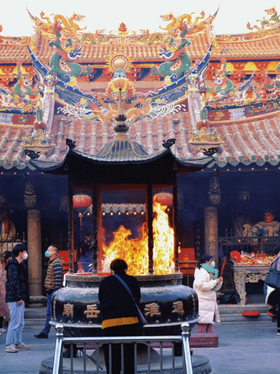 泉州关岳庙祈福|香火最旺的寺庙附求签攻略 泉州通淮关岳庙,俗称关帝