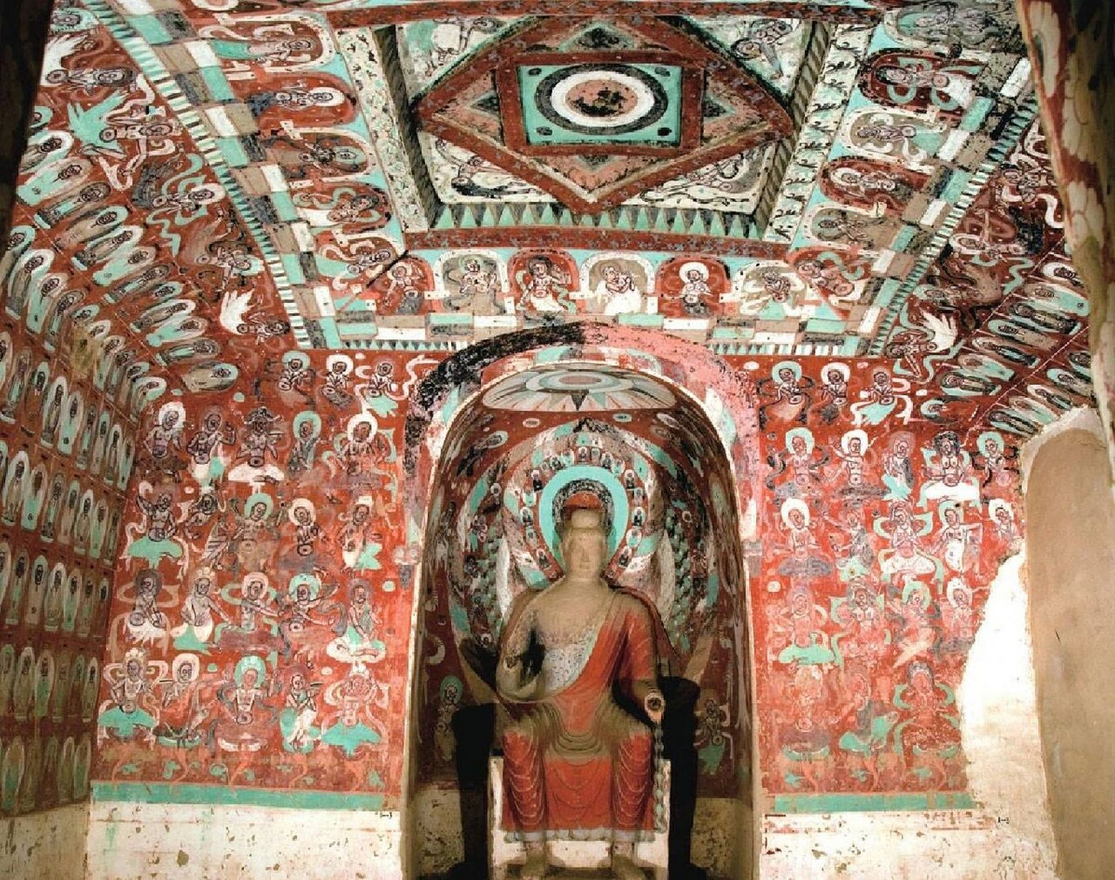 莫高窟|第268窟 毗诃罗窟 叠涩式藻井 莫高窟第268窟是一个多室组合的