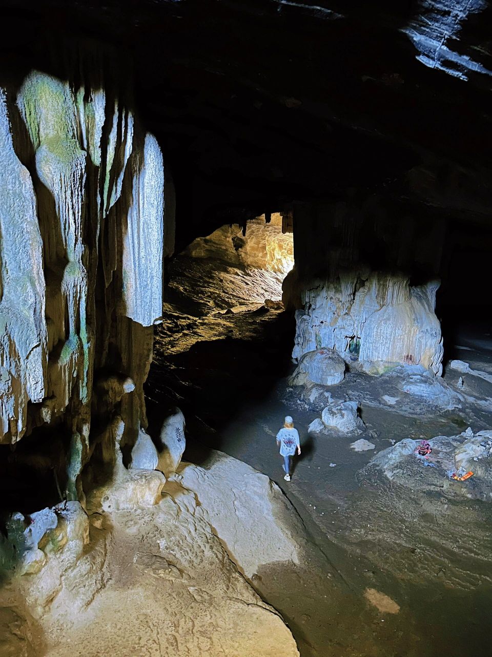 最先被昌江吸引是因为传说中的皇帝洞,听说洞很大很神奇,而且是新石器