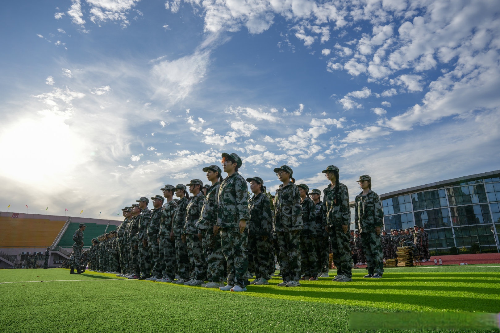 汗水与欢笑,定格青春最灿烂模样