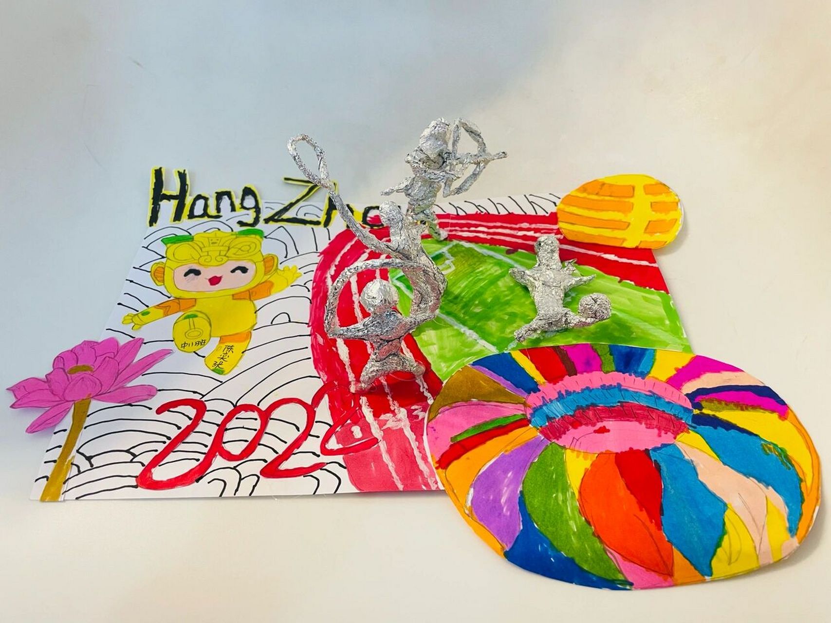 幼儿园手工 杭州亚运会 亚运主题 锡纸小人     幼儿园中班 坐标:杭州