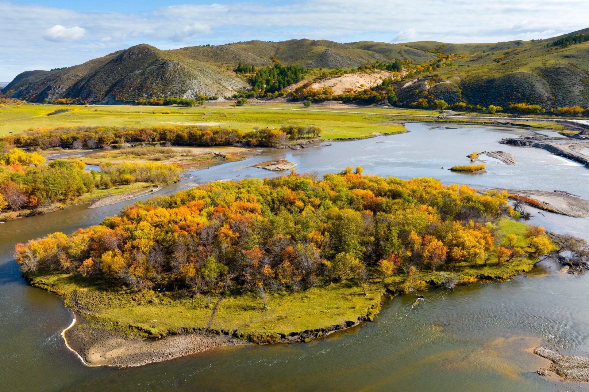 伊敏河:鄂温克草原上的调色板 #用一张图形容秋天# 2023,追寻中国最美