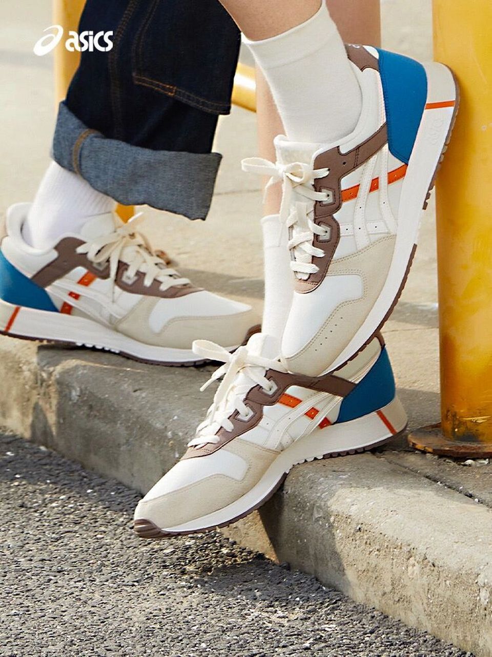 亚瑟士 asics(亚瑟士)是日本实业家鬼冢喜八郎创立的跑鞋运动品牌