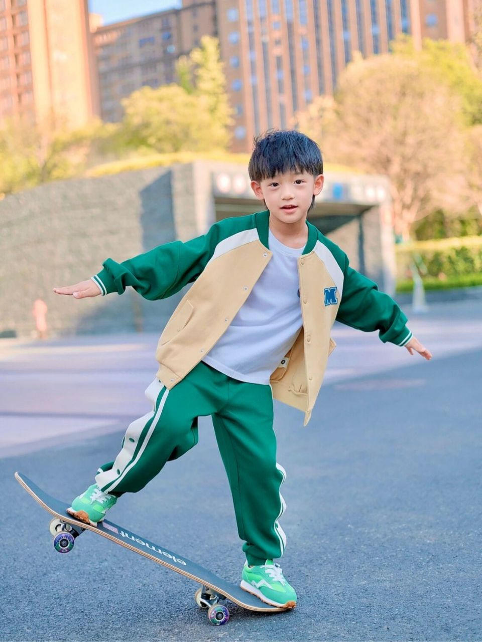 男孩发型|狼尾vs碎盖 据说小学生帅不起来?