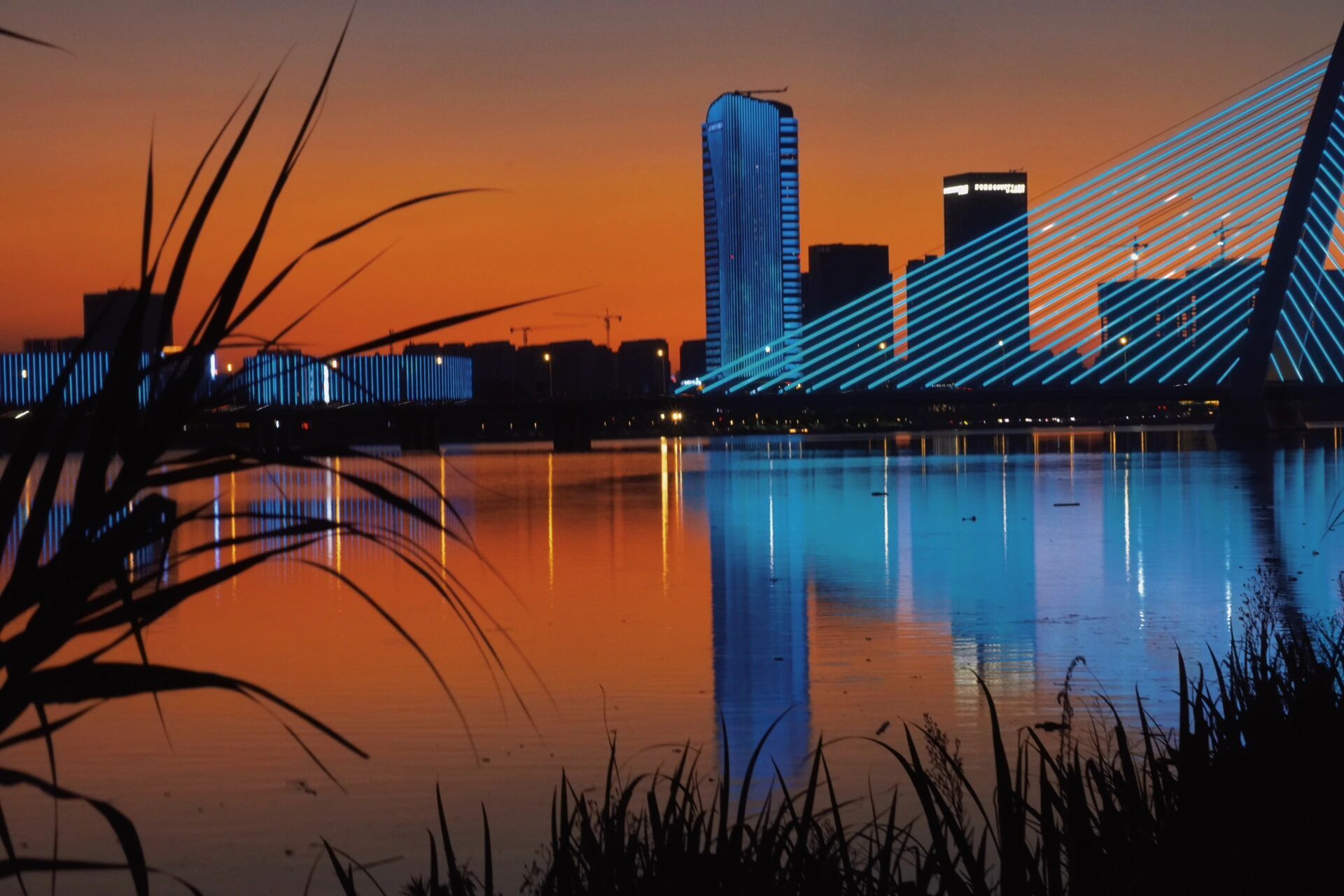 西安灞桥 后海人太多不好拍可以来这里