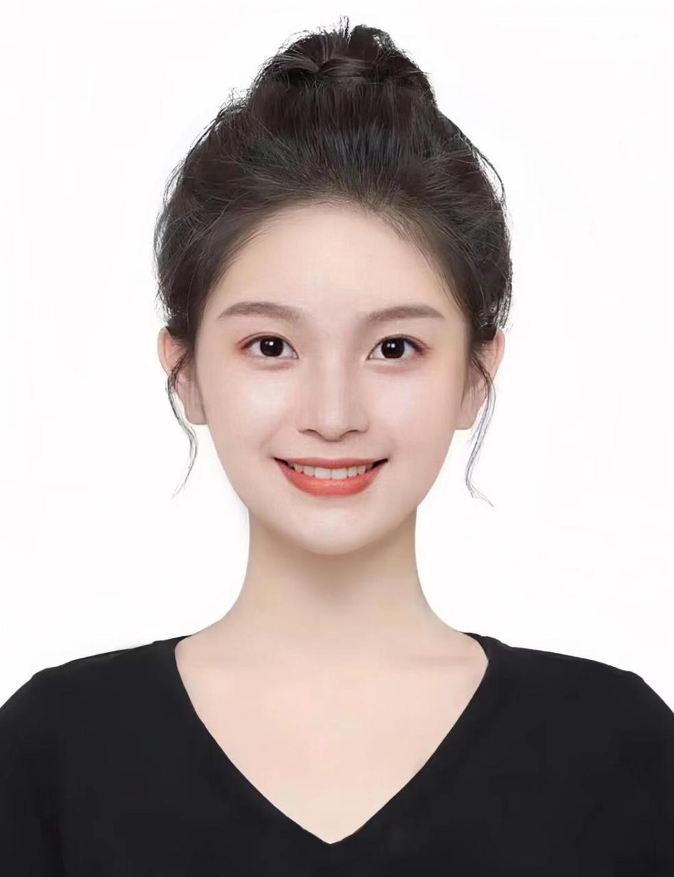 简单又干净的丸子头造型 俏皮可爱又减龄必备的丸子头证件照 简简单单