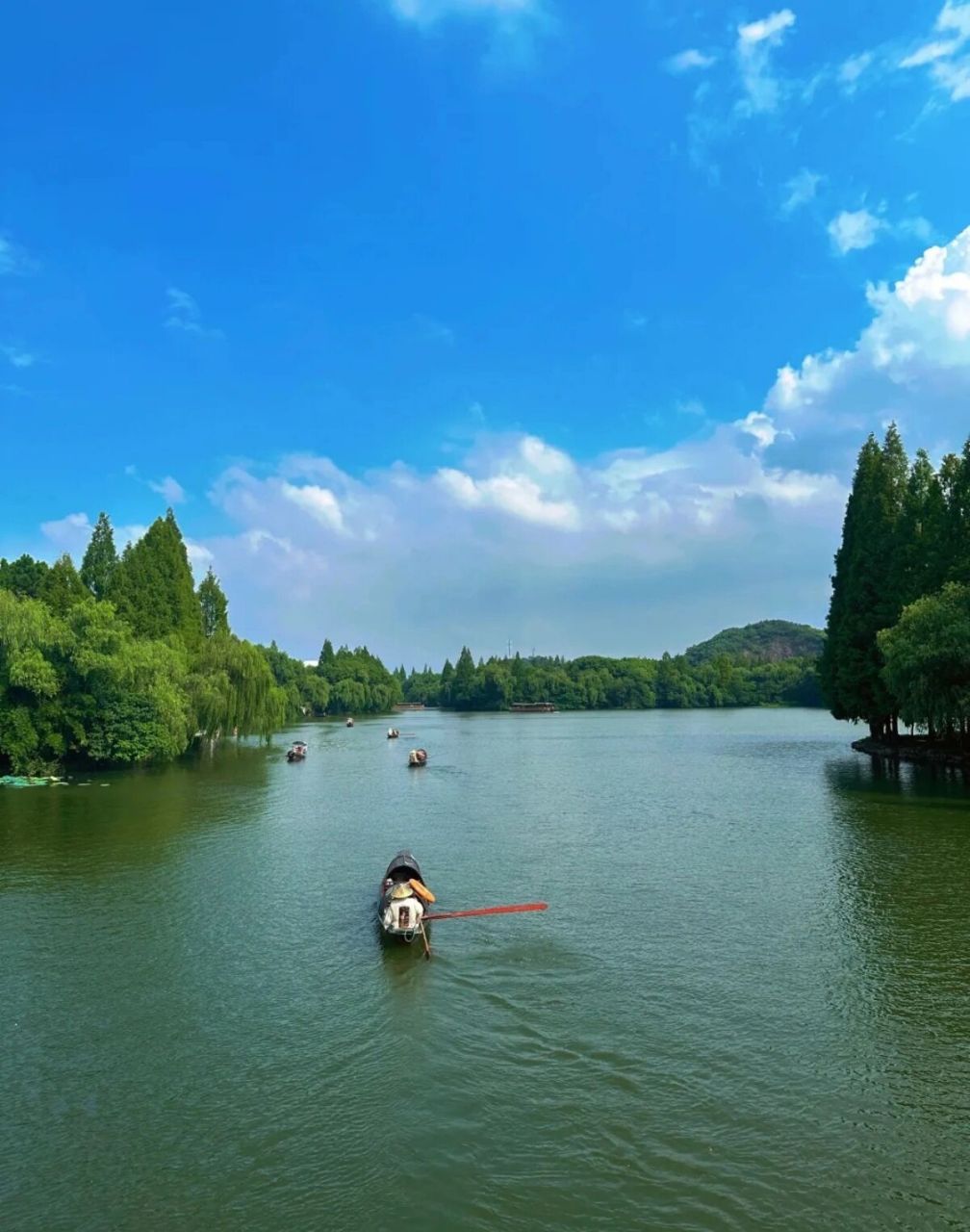 绍兴旅游—柯岩风景区       柯岩风景区位于浙江绍兴,包含鲁镇,柯岩