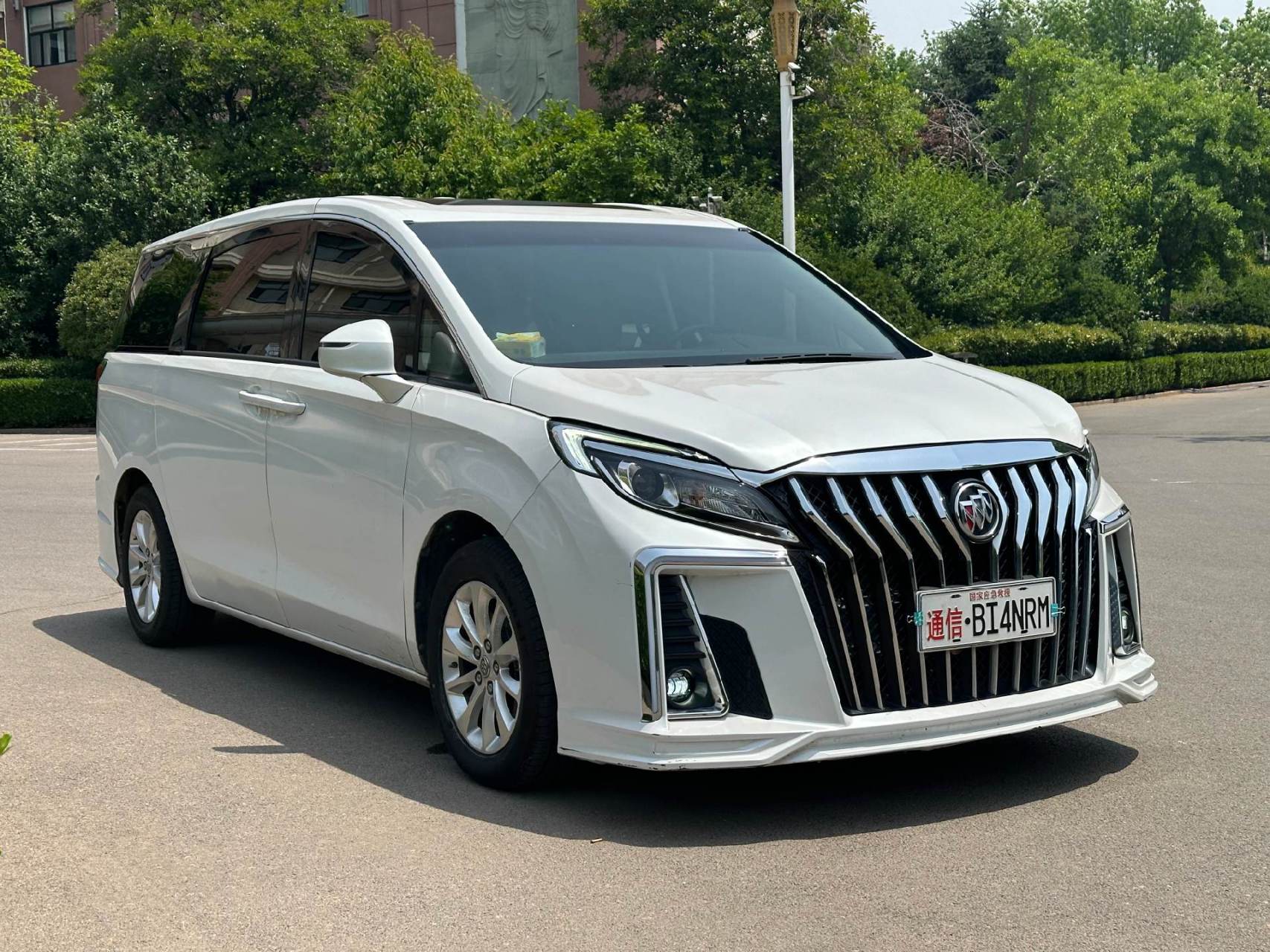 20年别克gl8es改装蒙娜丽莎套装,一手户,实表12万