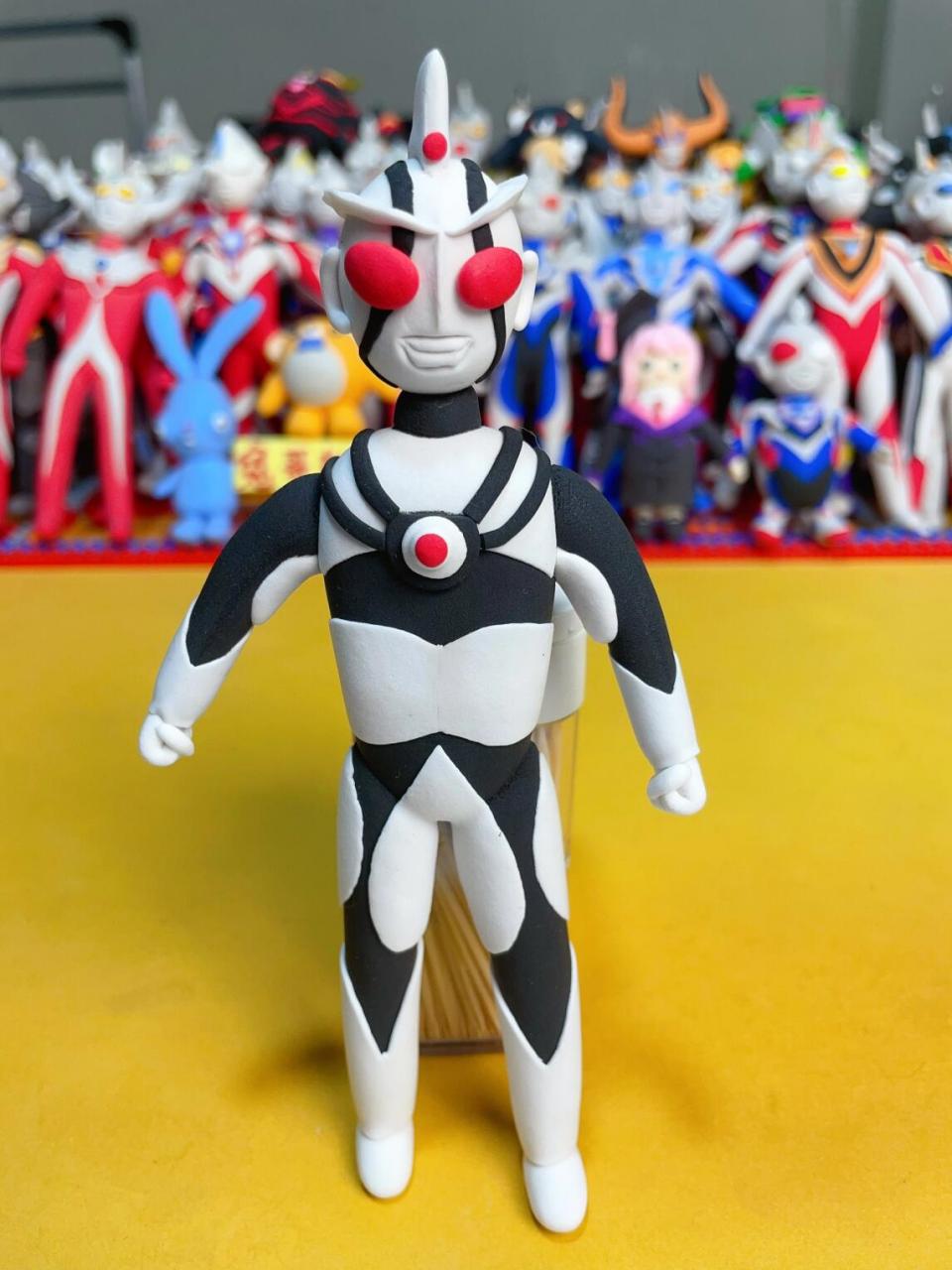 卡欧斯形态#奥特曼# 粘土作品展示,大家最喜欢的卡欧斯形态是哪个?