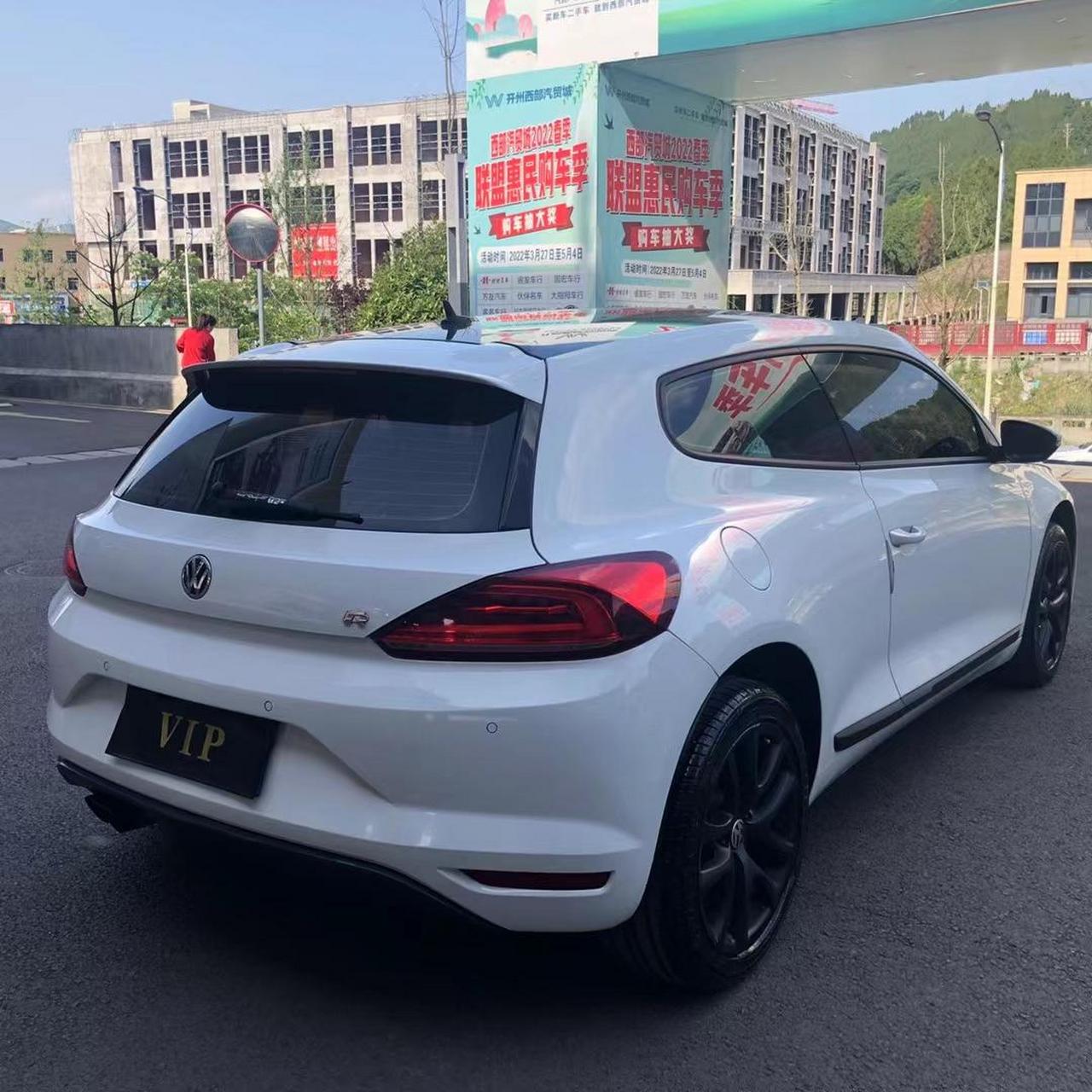 最新到店:15年上户大众尚酷跑车 1.