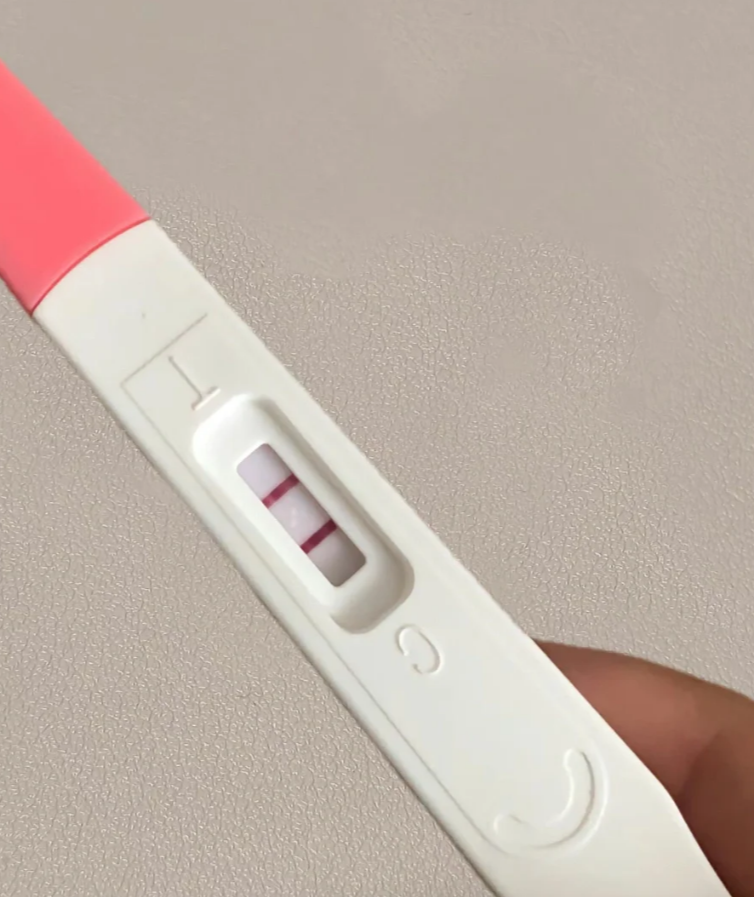 刚怀孕时,基础体温通常在36.9℃到37.5℃之间