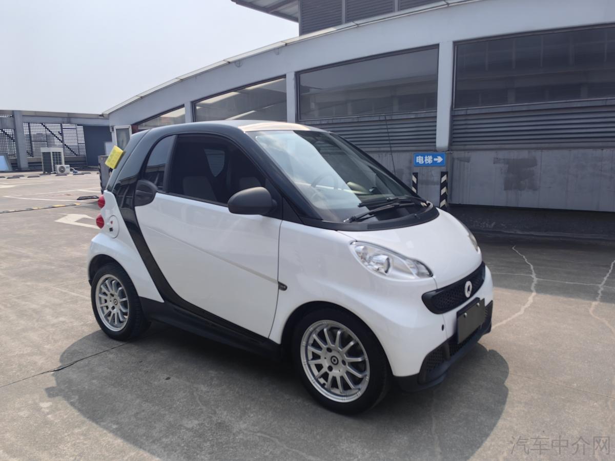 小型轿车哪个车型好卖