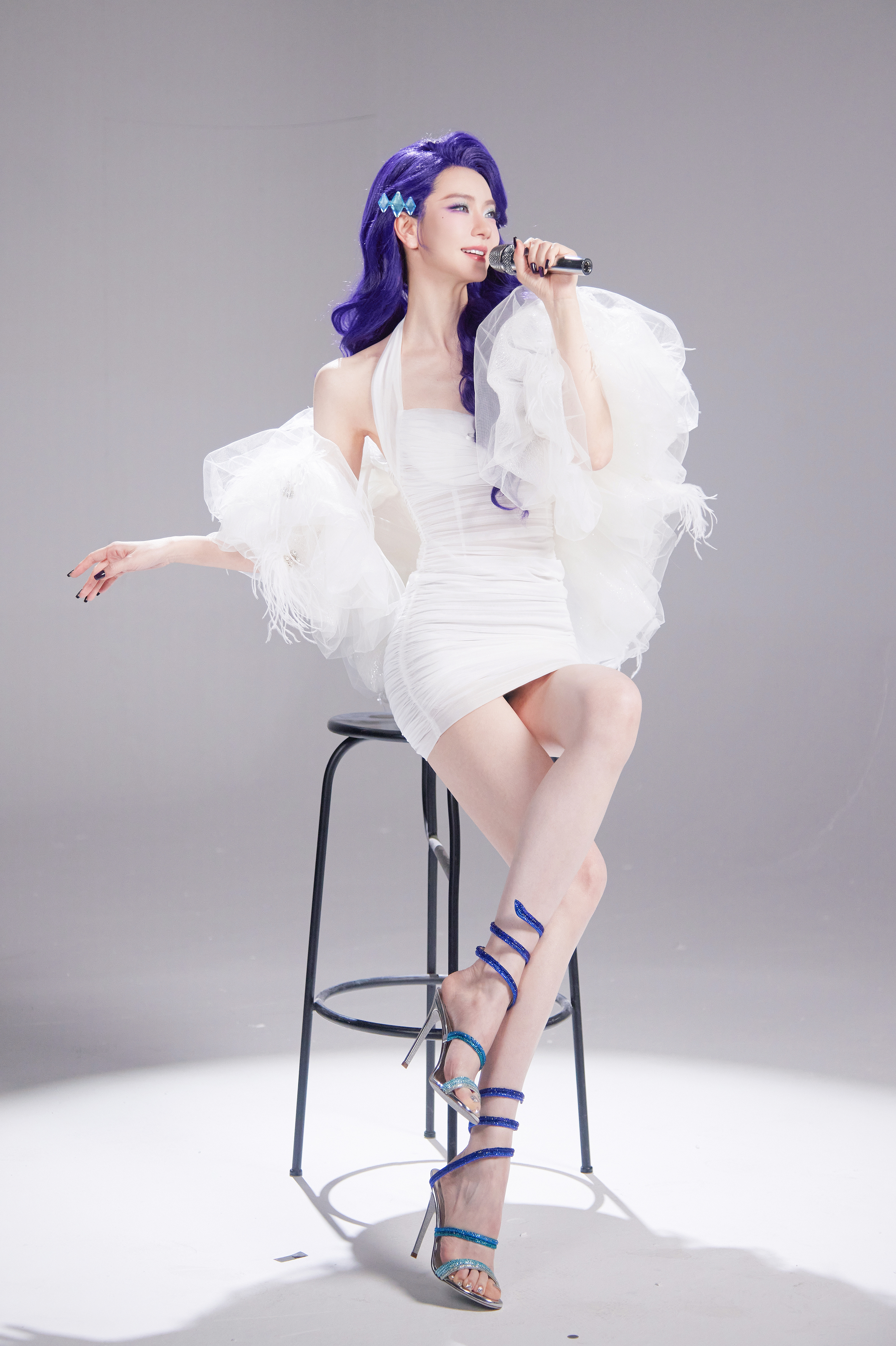 戚薇时尚图鉴# 叮小马"珍戚"两套皮肤原图解锁完毕～小马谷的梦幻