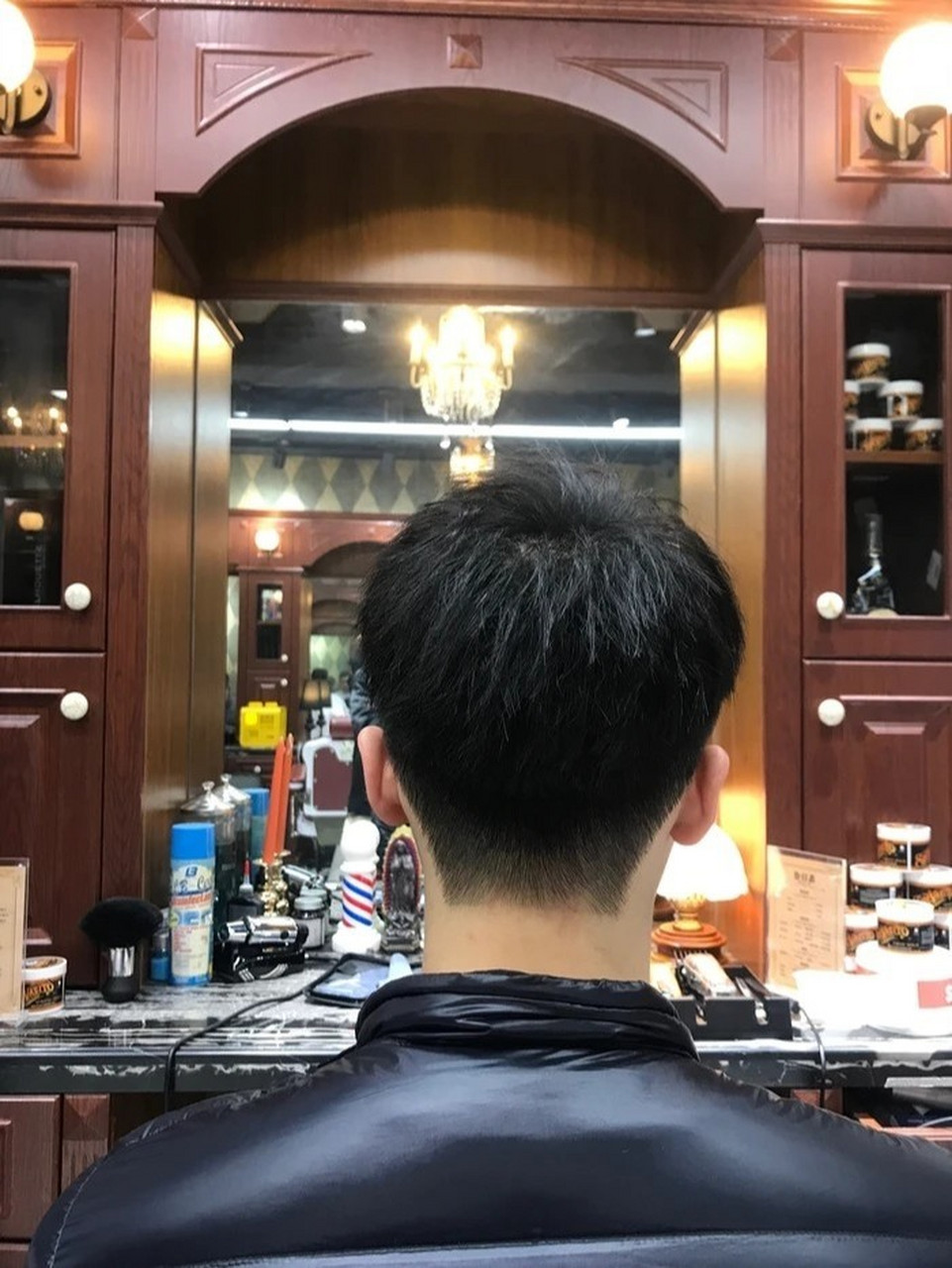 男生90后脑勺这样剪,也太好看了 重庆男士发型 男生发型78 男士