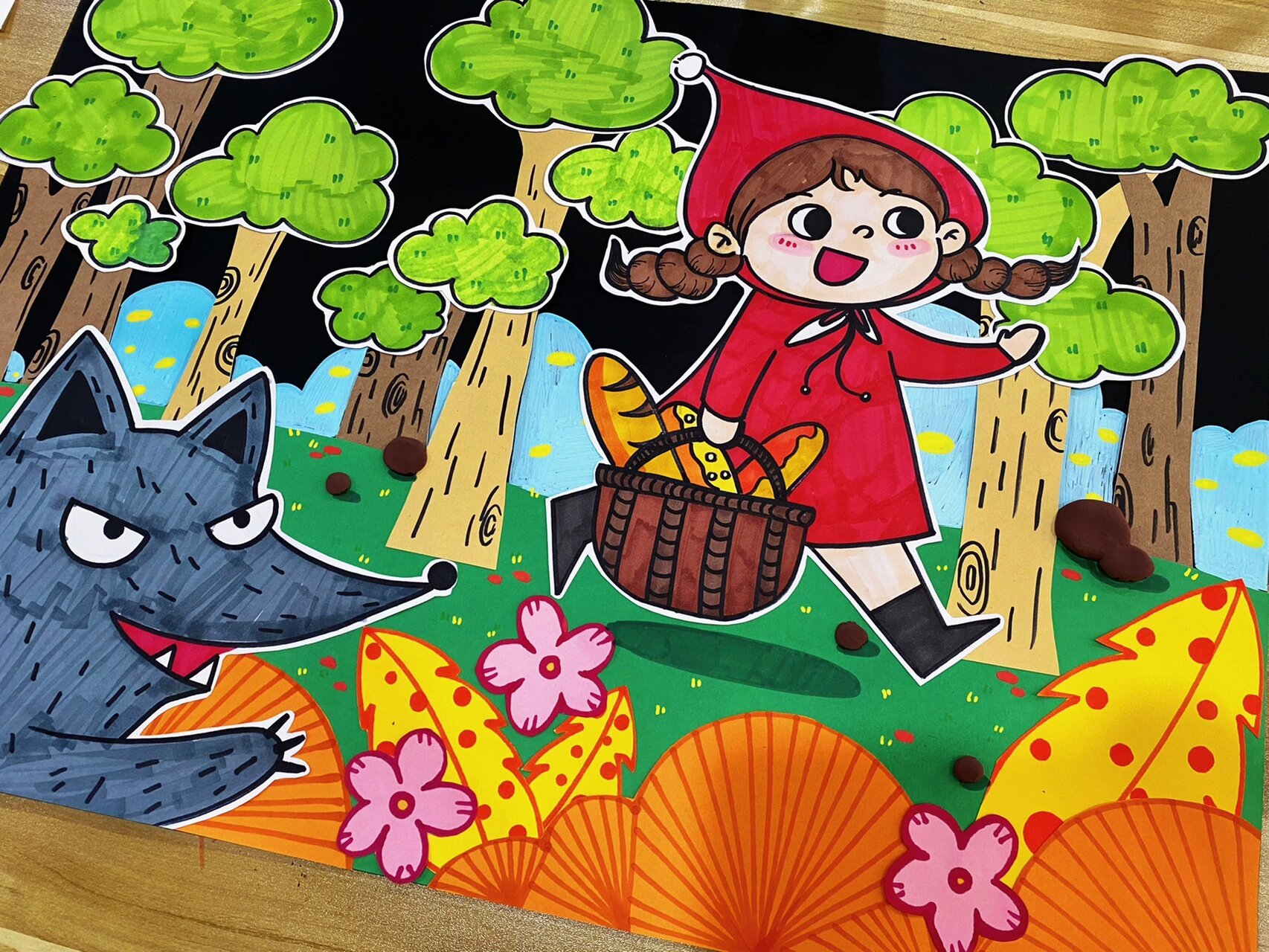 创意美术|绘本拼贴画  小红帽> 适合6—8岁的宝宝 小红帽和大灰狼的