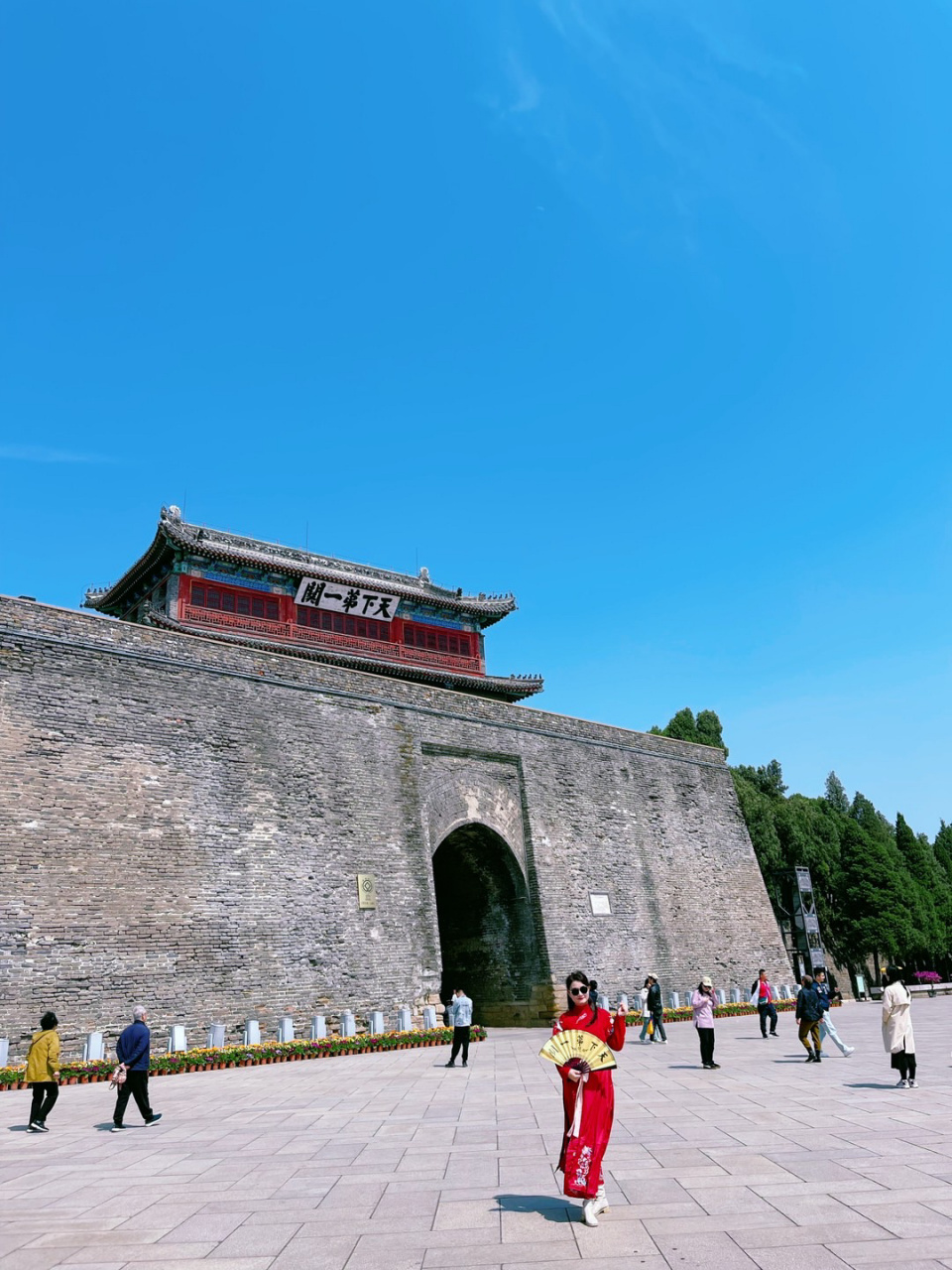 开"天下第一关的秦皇岛山海关,换上古风服饰,游玩这座固若金汤的古城