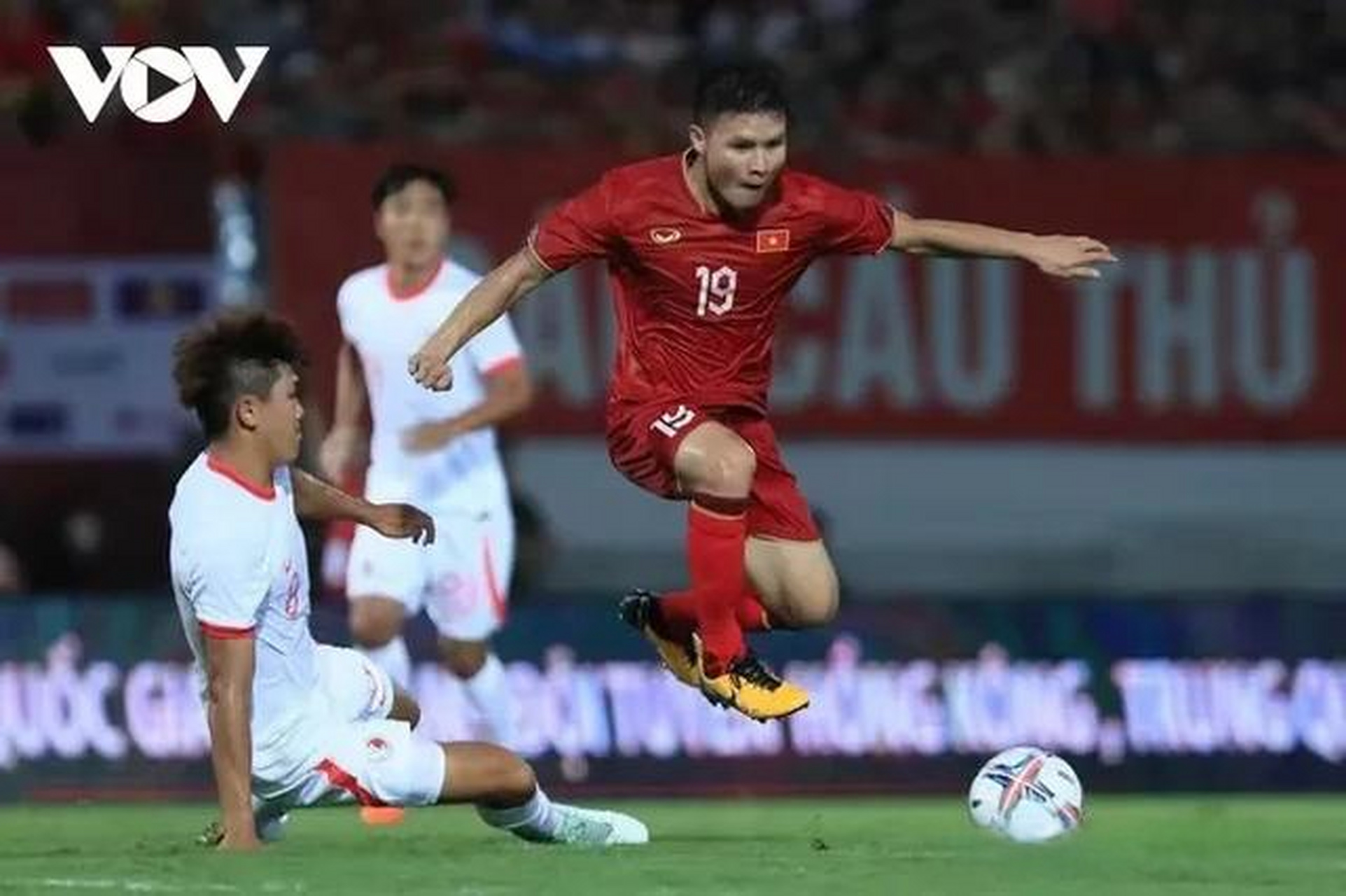 昨天晚上,我们越南足球1