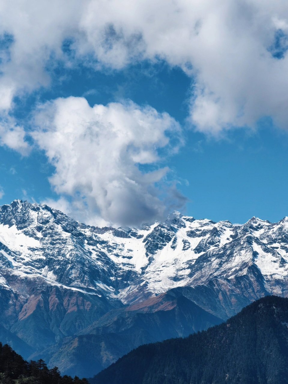 西岭雪山的雪山云海都在眼前,附保姆级攻略 左手云海,右手雪山.