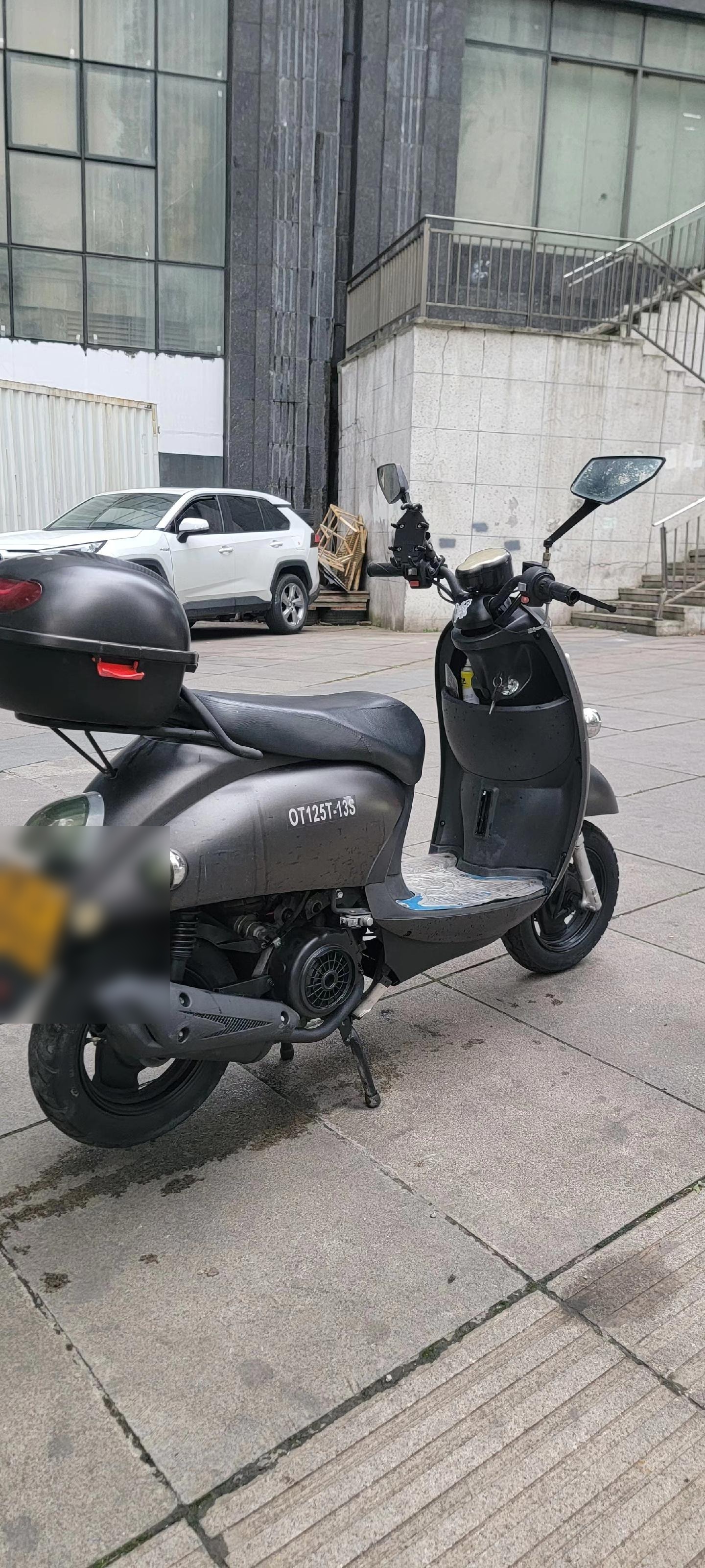 急过户出不讲价21年中国产讴蒂牌125小龟王,成色如图车况安逸.