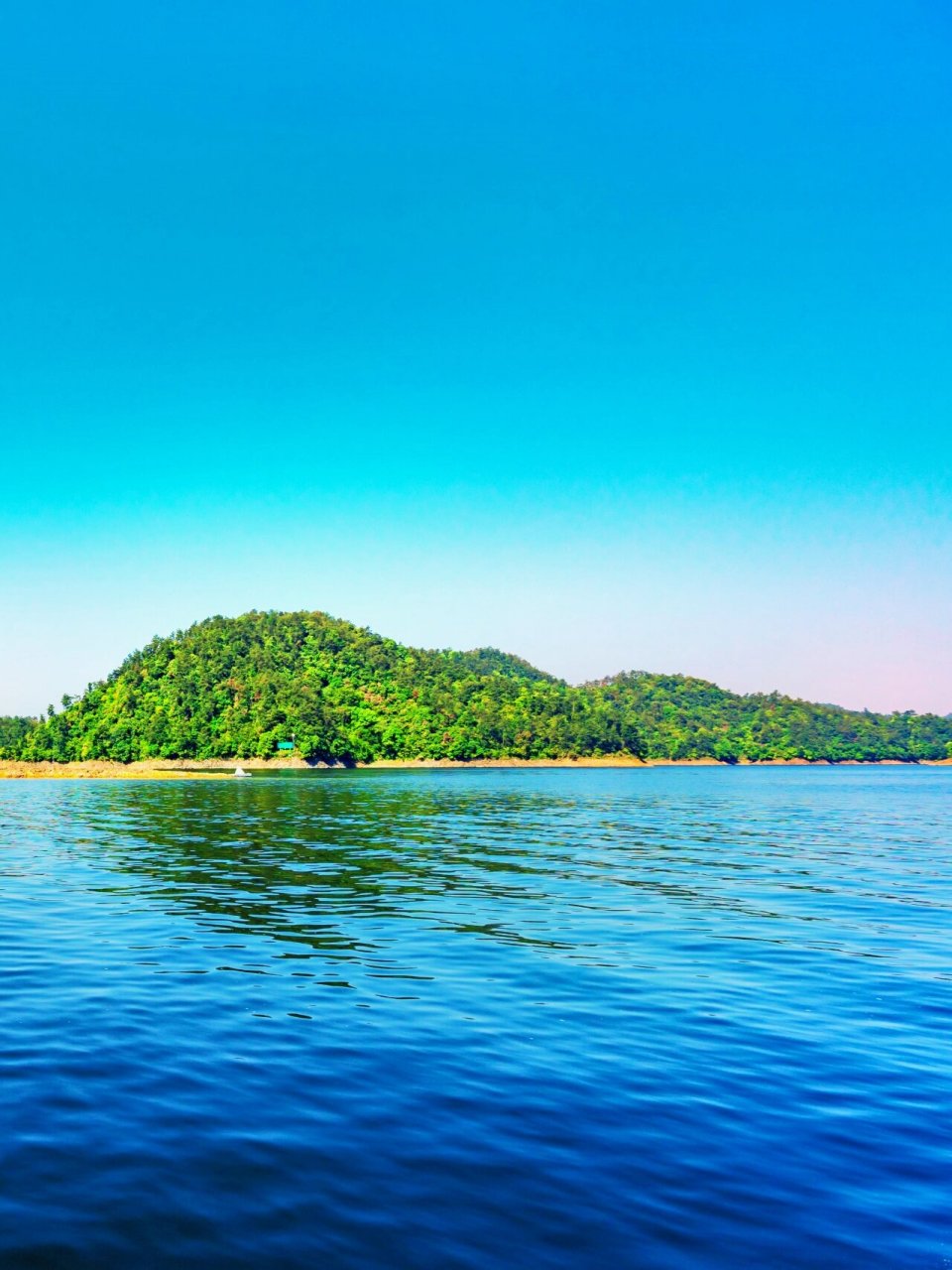 浙江旅行之杭州市千岛湖97详细旅游攻略 7815景点级别:aaaaa级