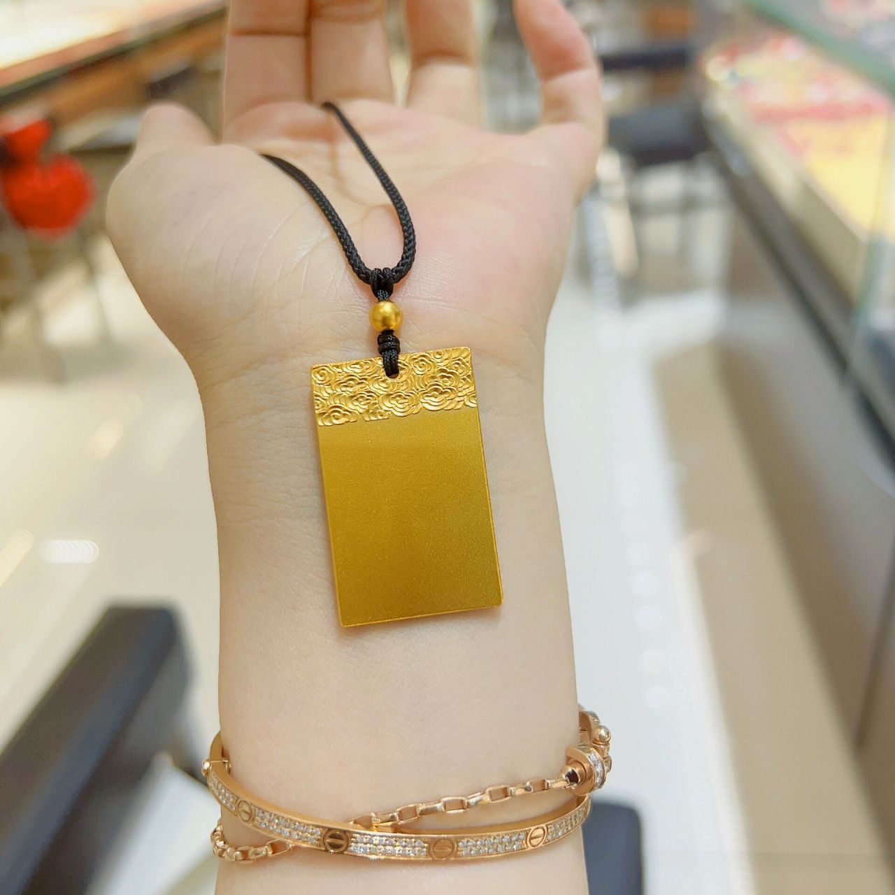38克古法黄金无事牌 1万77预算的黄金吊坠 小姐姐选了老公的七夕