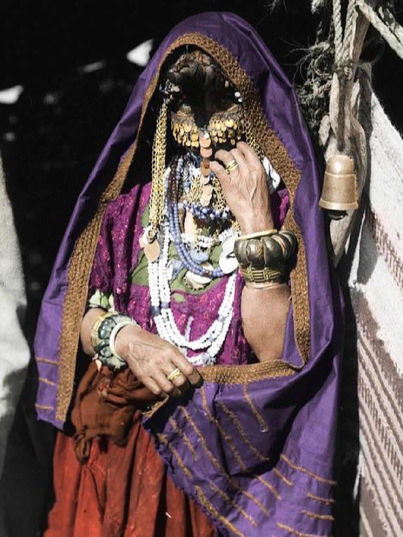 十九世纪贝都因人的装扮与配饰