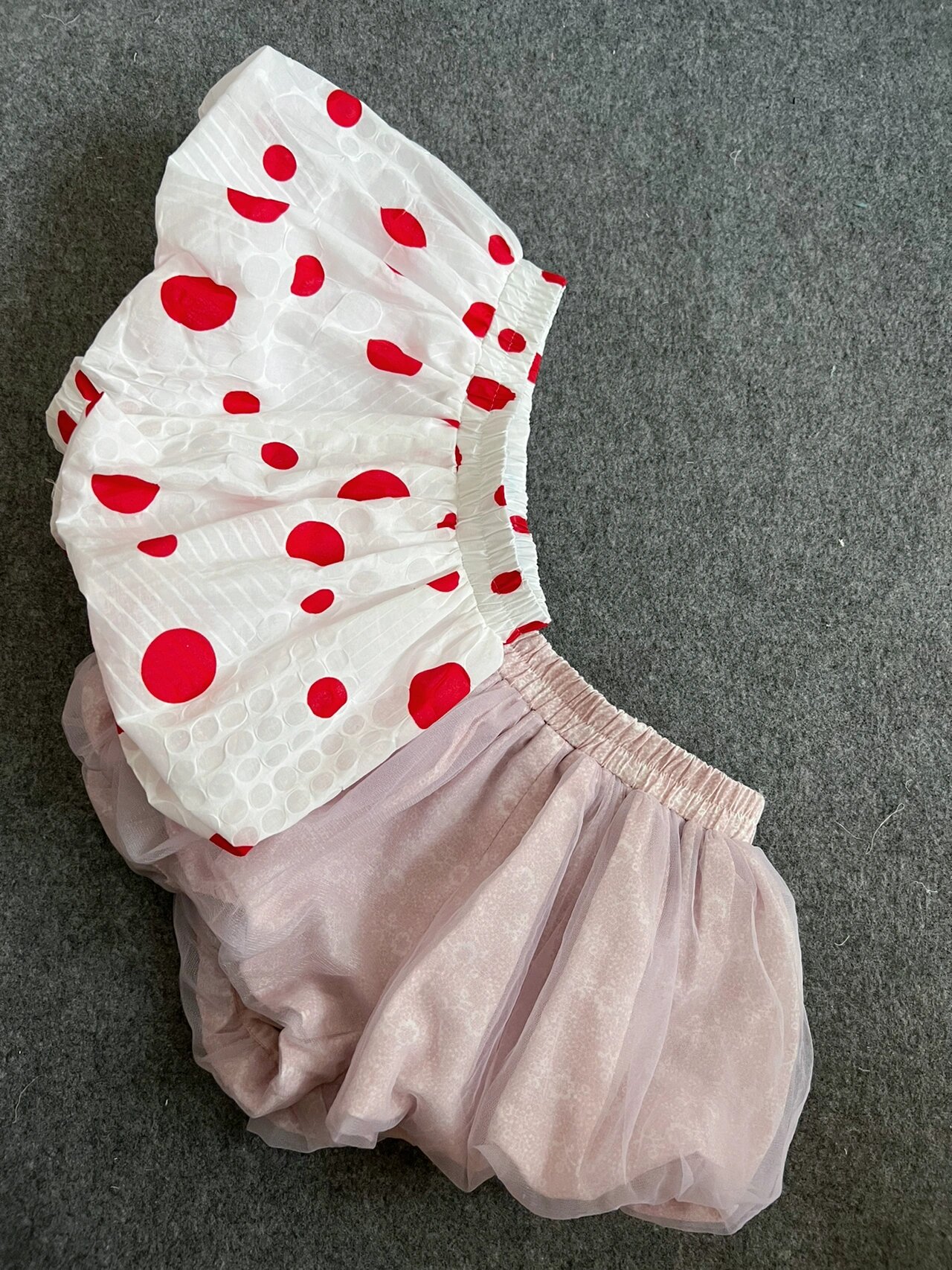 花苞裤南瓜裤(附裁剪图) 可爱的花苞裤南瓜裤,非常百搭,可以选择稍微