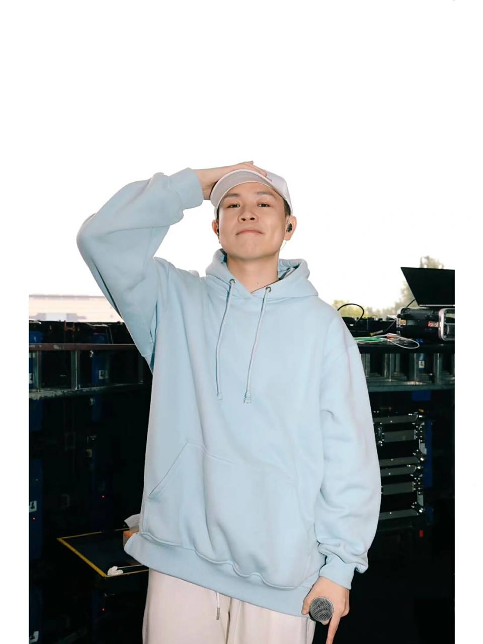 wiz_h张子豪高清壁纸 自取.