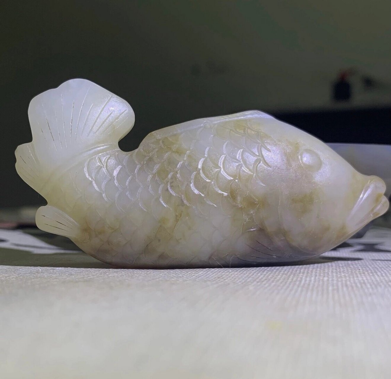 喜欢古玉收藏的看看元代玉鱼的特征 蒙元时期的玉鱼:鳜鱼品种多,表现