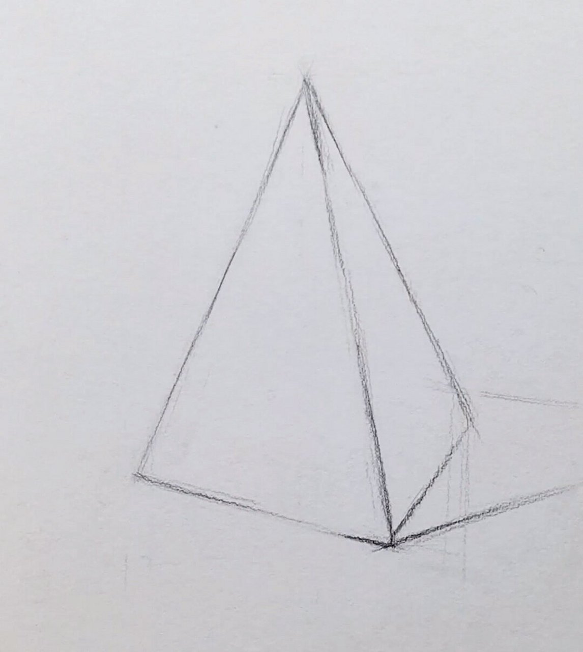 素描教程之三棱锥(后附详细过程图) 发了好多石膏体的素材图,今天我们