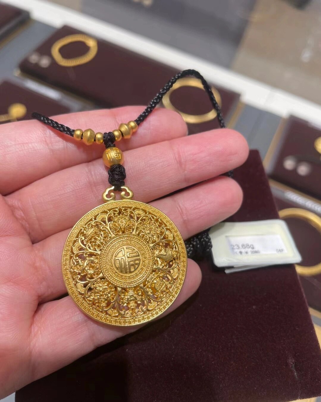 八宝罗盘的寓意 八宝罗盘黄金寓意着幸福美满,八宝罗盘黄金是指佛教中