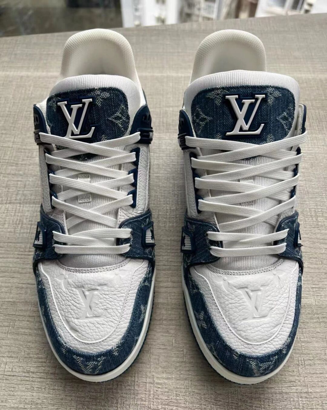 lv男鞋也太好看了啦 谁知道我第一双lv竟然买的还是男鞋态.