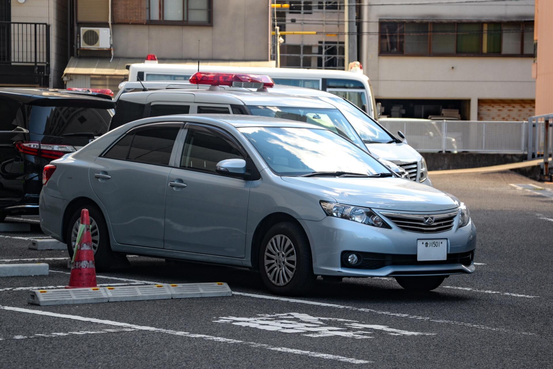 日本警车04l香川县警 丰田allion ※此allion为日本本土车型,并非