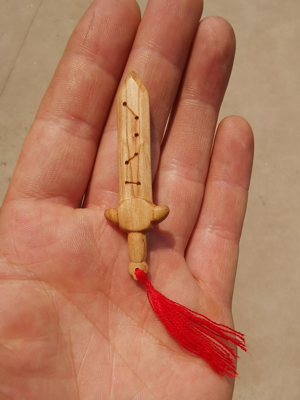 桃木剑 七星剑 辟邪挡灾 桃木宝剑 七星桃木剑,桃木簪切下的短桃木段