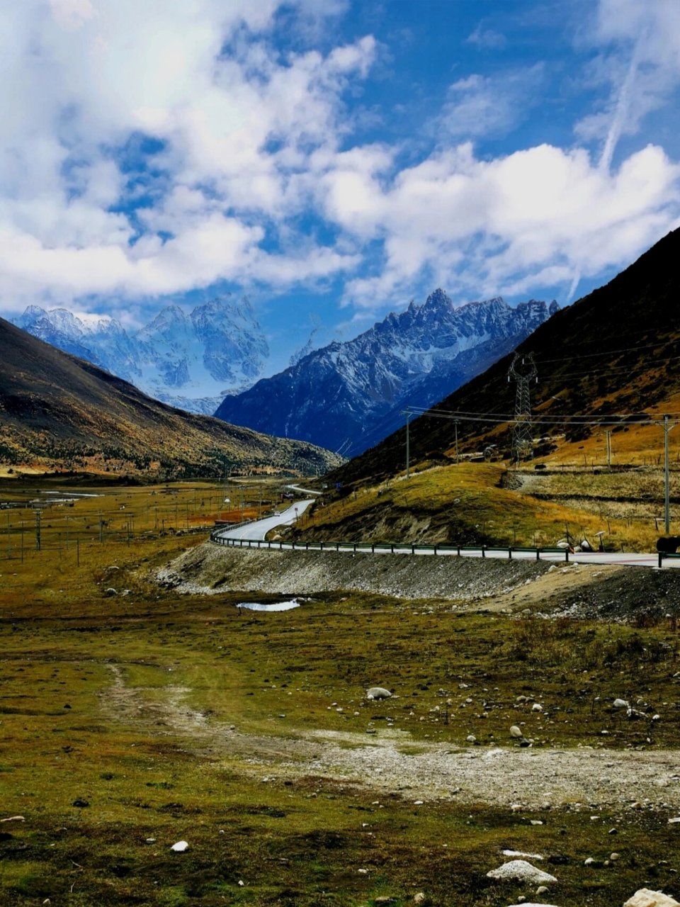 雀儿山 | 川藏第一险 7515雀儿山位于四川省甘孜州德格县,是四川