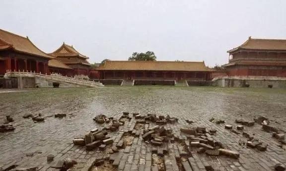 故宫的下面还埋了一个故宫