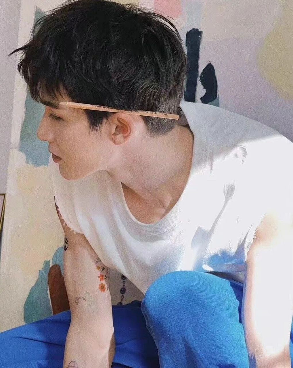 朱正廷来我们工作室啦～北京实景影棚92 [亲吻]分享朱正廷来我们