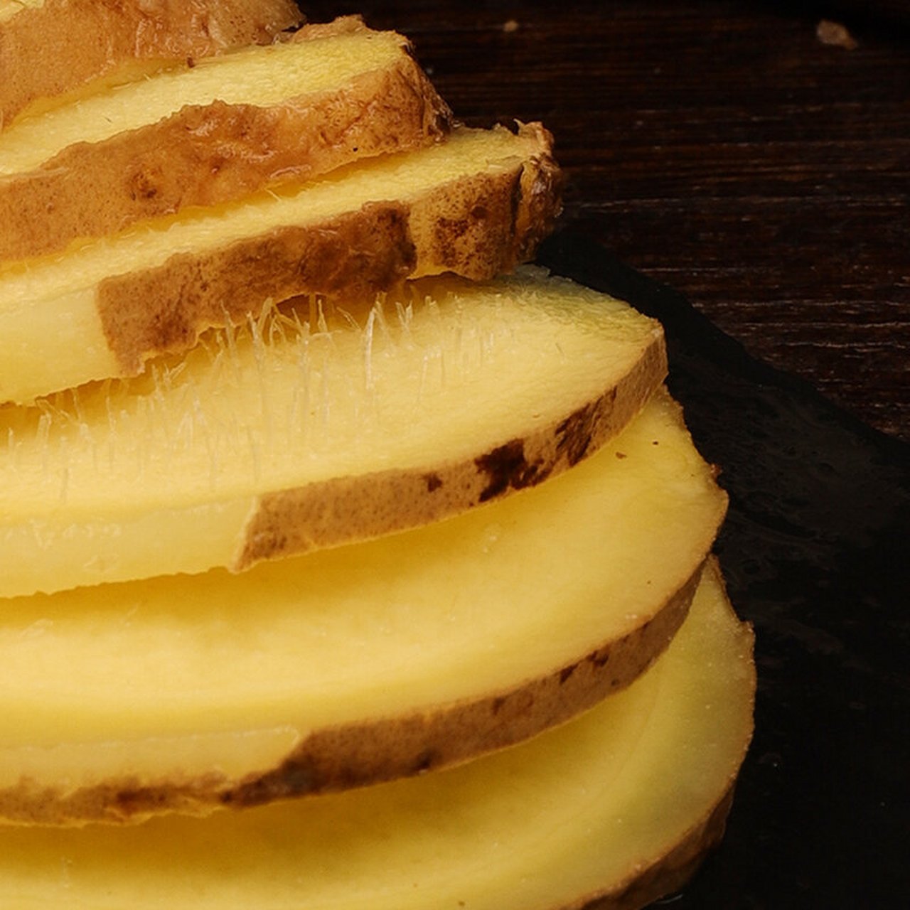 山东省特产 - 安丘大姜 姜别称生姜,白姜,川姜等,为姜科姜属多年生