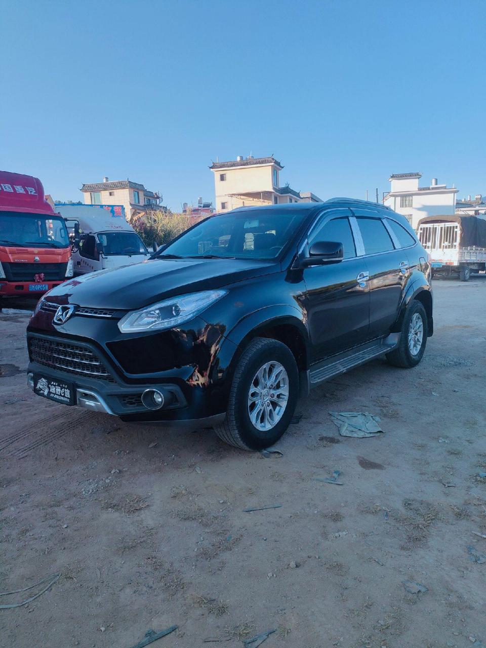 最新拿下一手精品工地大水牛,17年上牌江铃驭胜s350,柴油2.