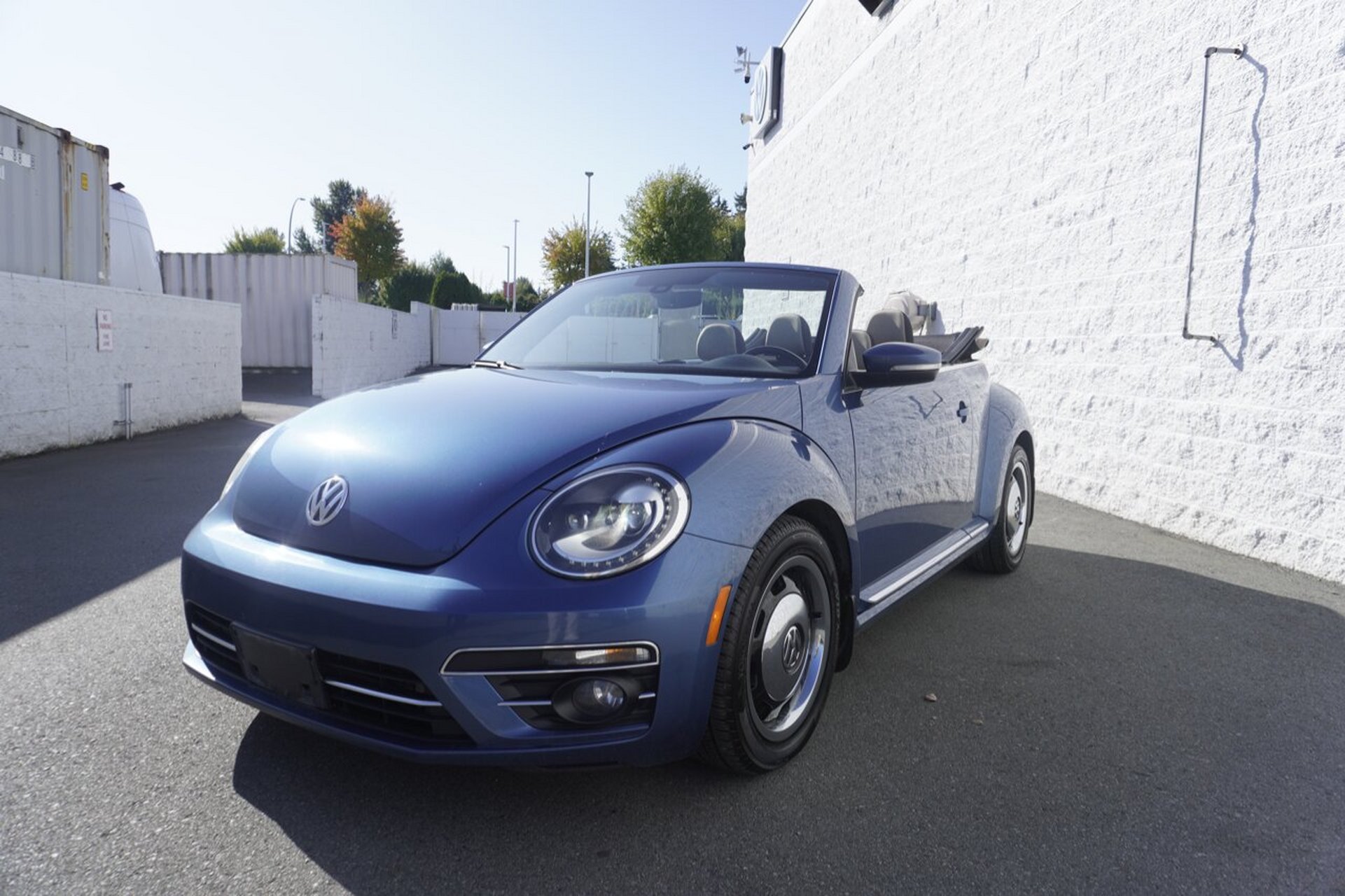 18大众甲壳虫敞篷 买大众, 买卖二手车找jeremy,在abbotsford大众4s店