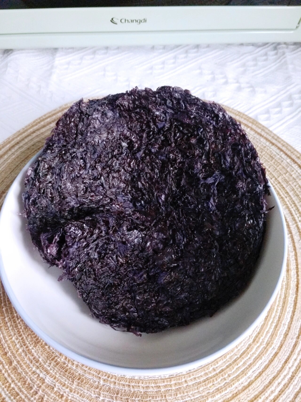 变色的紫菜可别再扔了 紫菜拆开来保存的不好没有多久就容易变色,总是