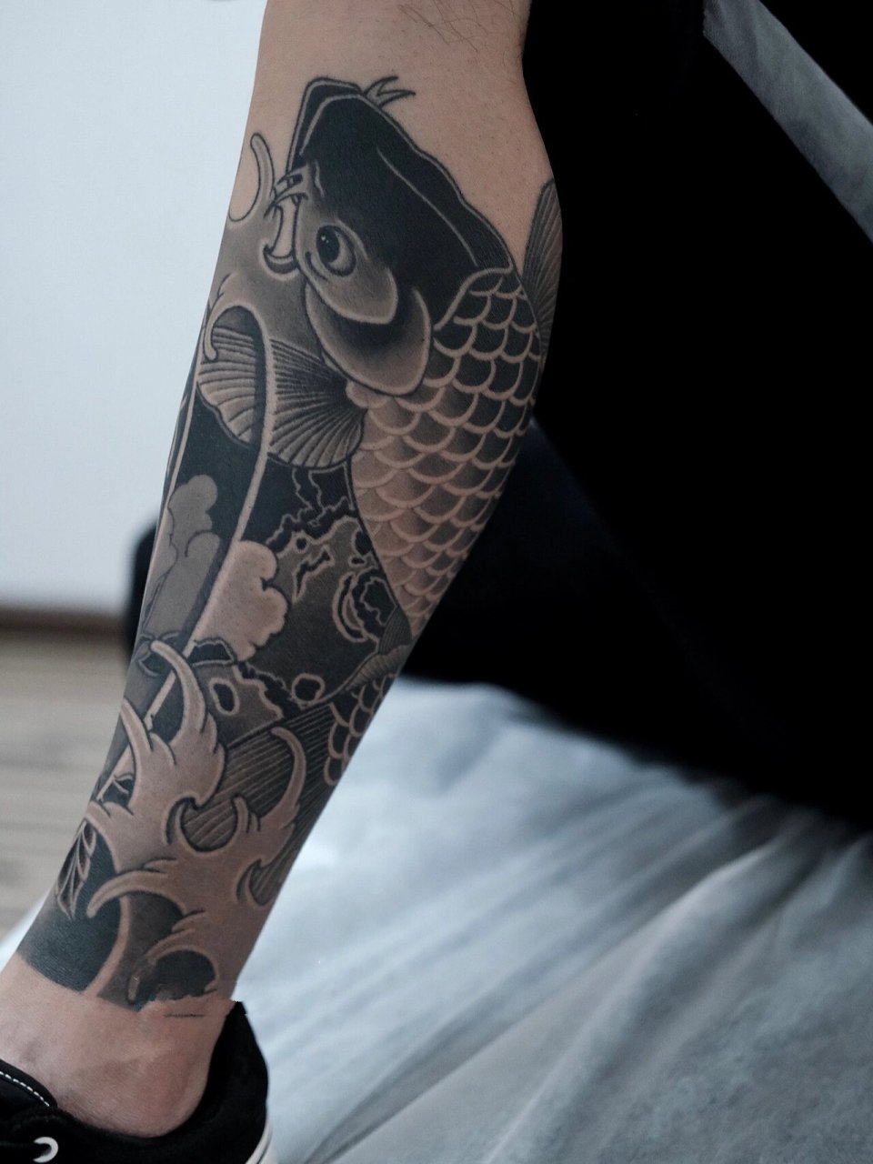 招财大鲤鱼05|鲤鱼纹身|包小腿纹身 包个小腿,安排个招财大鲤鱼