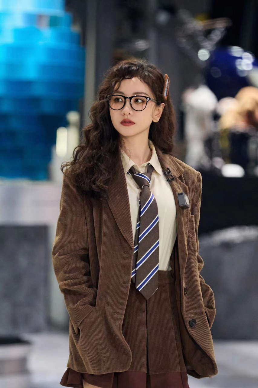 欢娱影视演员杨蓉参与录制的综艺节目《大侦探9 · 艺术馆奇妙夜》
